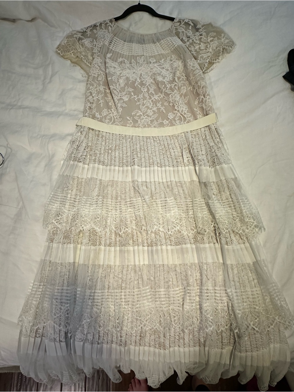 Tadashi Shoji Ivory Tiered Lace Dress